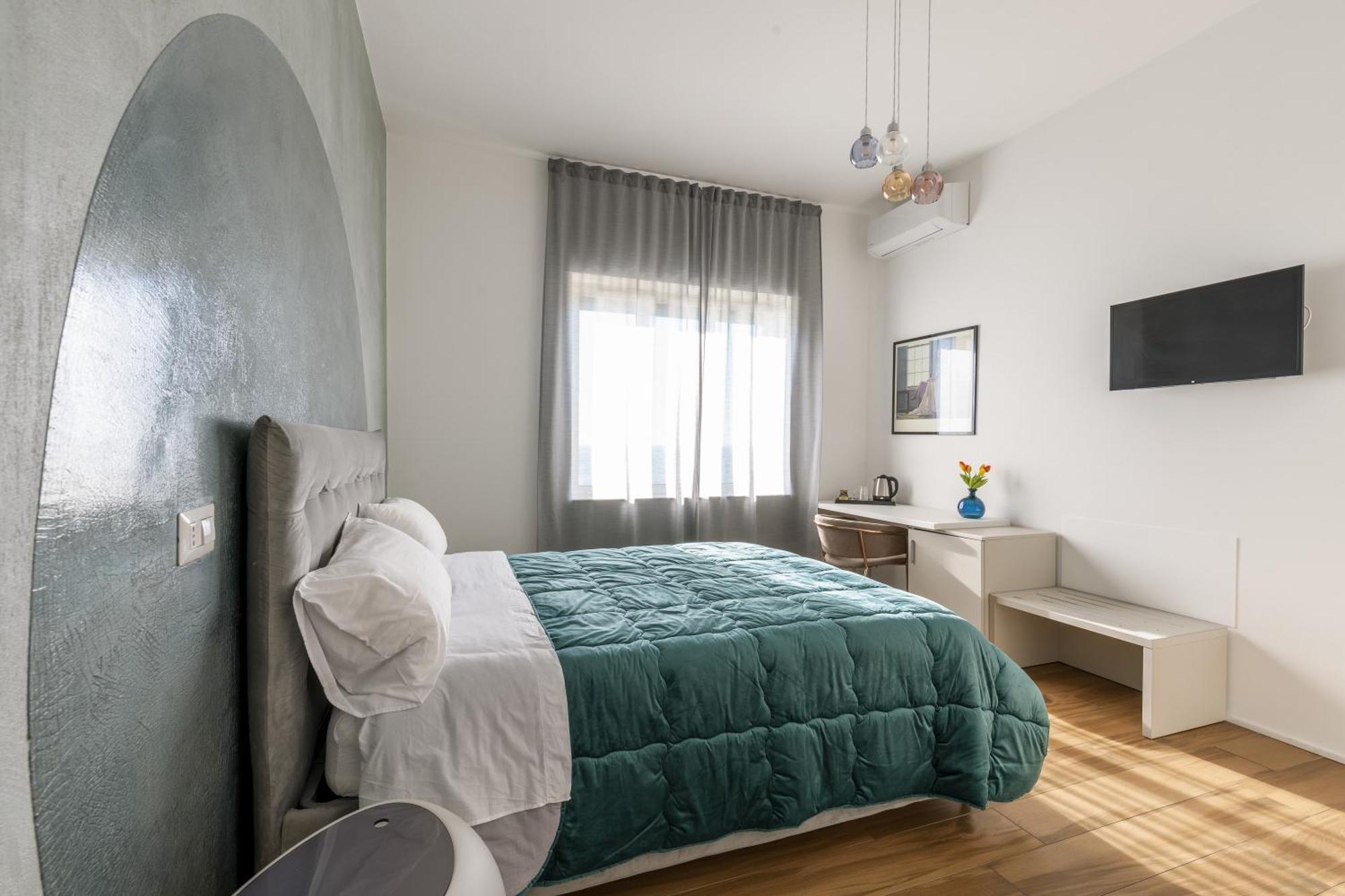 Cas' A Mare - Beachfront Luxury Suites Salerno Exterior photo